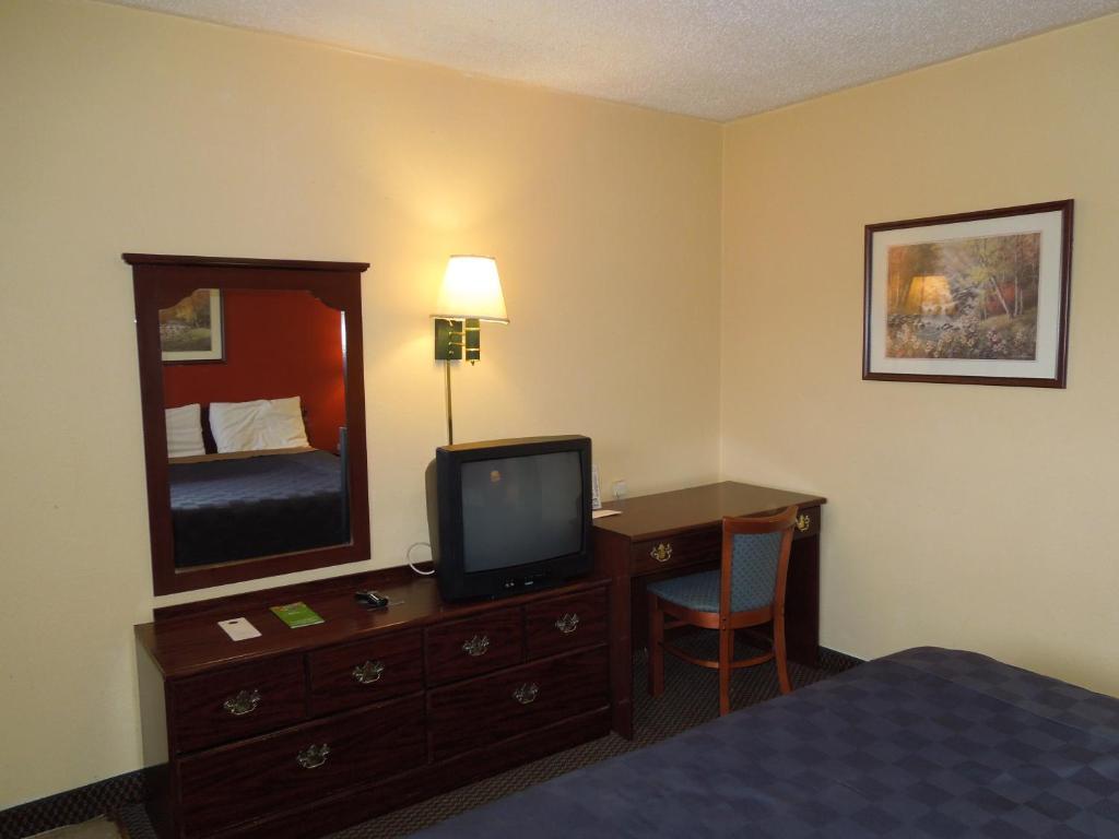 Red Carpet Inn - Allentown Oda fotoğraf